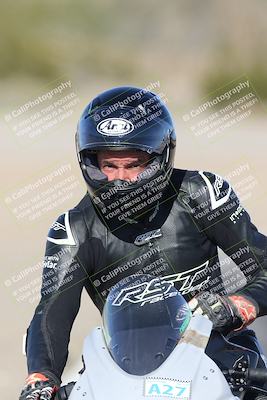 media/Jan-15-2026-Racers Edge (Thu) [[dfebeb70ab]]/2-A Group/Session 5 Turn 2/